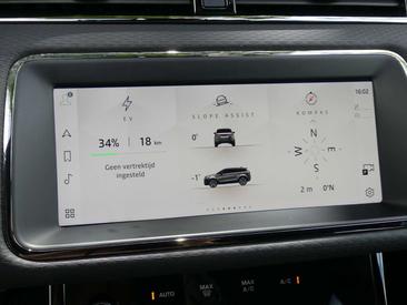 Land Rover Range Rover Evoque P300e — photo 27