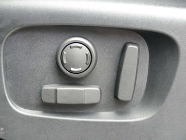 Land Rover Range Rover Evoque P300e — photo 32