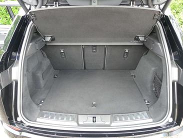Land Rover Range Rover Evoque P300e — photo 34