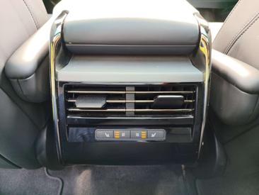 Land Rover Range Rover Sport D250 — photo 14