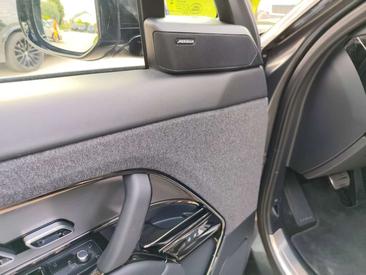 Land Rover Range Rover Sport D250 — photo 17