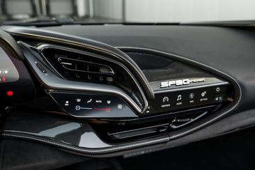 Ferrari SF90 Spider — photo 12