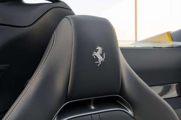 Ferrari SF90 Spider — photo 15