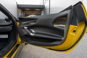 Ferrari SF90 Spider — photo 20