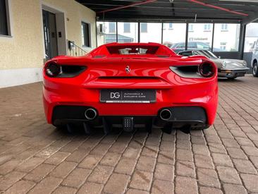 Ferrari 488 Spider — photo 5