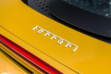 Ferrari SF90 Spider — photo 44