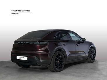 Porsche Macan 4S Electric — photo 5