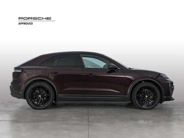 Porsche Macan 4S Electric — photo 6