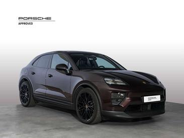 Porsche Macan 4S Electric — photo 7