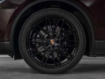Porsche Macan 4S Electric — photo 9