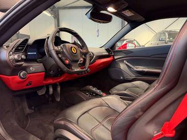 Ferrari 488 GTB — photo 7