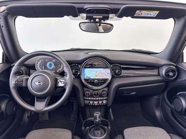 Mini Cabriolet Cabriolet Cooper C — photo 10