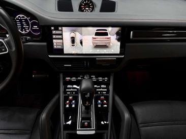 Porsche Cayenne III GTS — photo 14