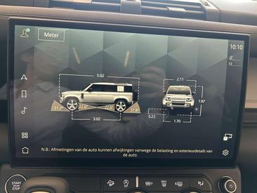 Land Rover Defender 90 D200 MHEV — photo 13