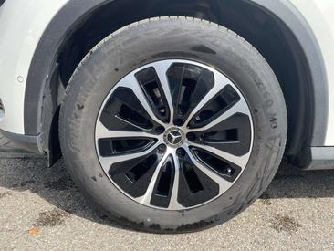 Mercedes GLC 400 E — photo 2