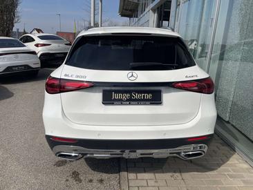 Mercedes GLC 400 E — photo 4
