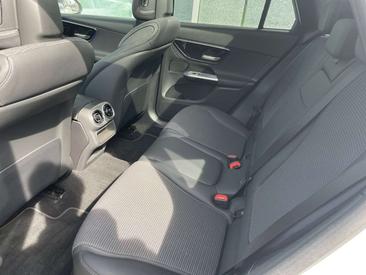 Mercedes GLC 400 E — photo 9