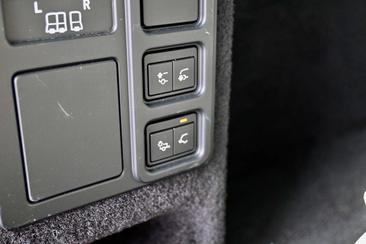 Land Rover Discovery D250 — photo 14