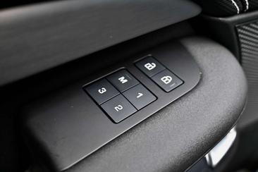 Land Rover Discovery D250 — photo 23