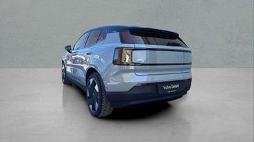 Volvo EX30 Single Motor Extended Range — photo 3