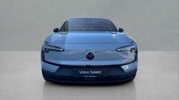 Volvo EX30 Single Motor Extended Range — photo 9