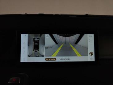 Land Rover Defender 90 D200 MHEV — photo 19