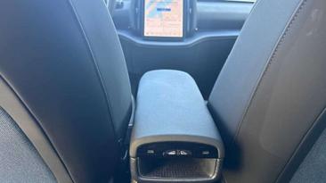 Volvo EX30 Single Motor Extended Range — photo 21