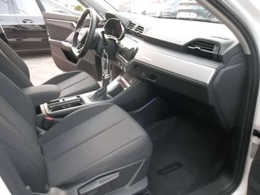Audi Q3 35 TDI — photo 8