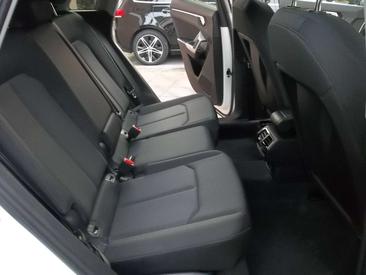 Audi Q3 35 TDI — photo 9