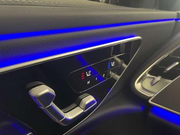 Mercedes Classe E Berline 300 E — photo 11