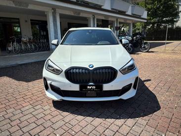 BMW Série 1 Berline 118d — photo 4