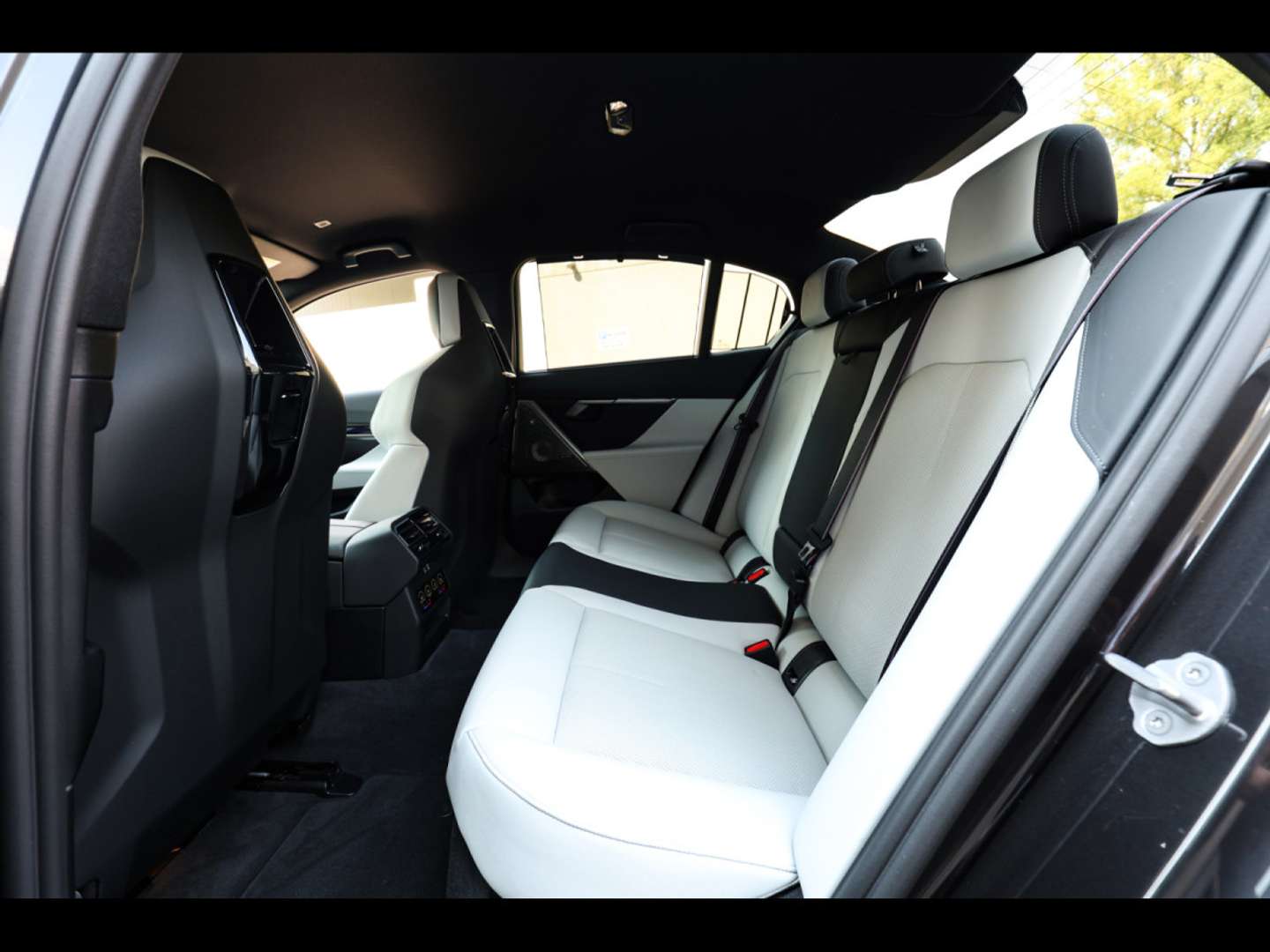BMW M5 Comfort XDrive - 2025 - Joinsteer - #14