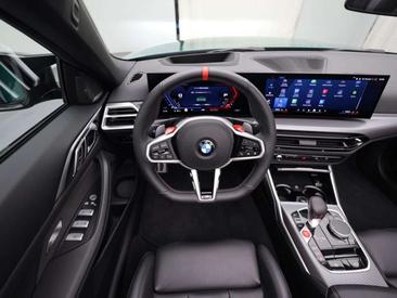 BMW M4 Competition XDrive — photo 9
