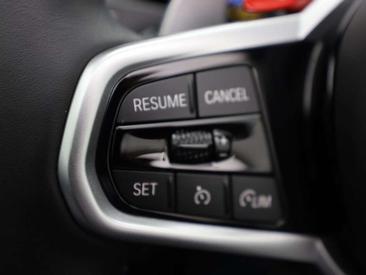 BMW M4 Competition XDrive — photo 11
