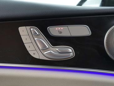 Mercedes Classe E Berline 300 E — photo 24