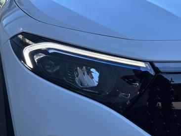 Mercedes EQA 350 — photo 18