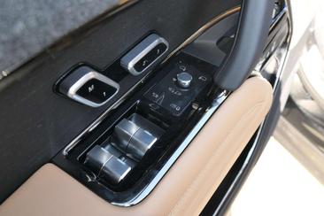 Land Rover Range Rover Sport D250 — photo 18
