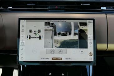 Land Rover Range Rover Sport D250 — photo 29