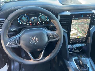 Volkswagen Amarok Van 3.0 V6 TDI 4MOTION — photo 8
