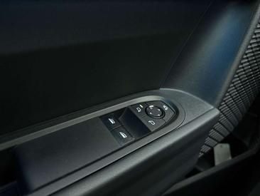Mini 3 Portes Berline Cooper C — photo 18
