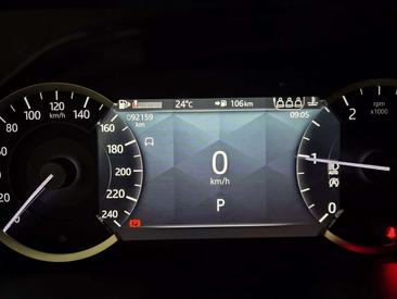 Land Rover Range Rover Evoque D200 — photo 10