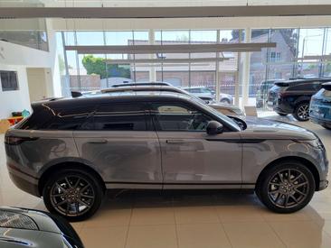 Land Rover Range Rover Velar P400e — photo 6