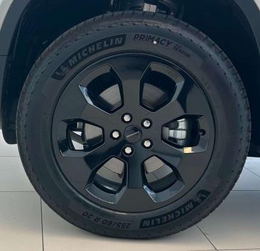 Land Rover Defender 90 D200 MHEV — photo 6