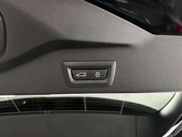 BMW X5 XDrive50e PHEV — photo 14