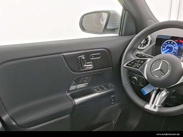 Mercedes EQA 250 — photo 8