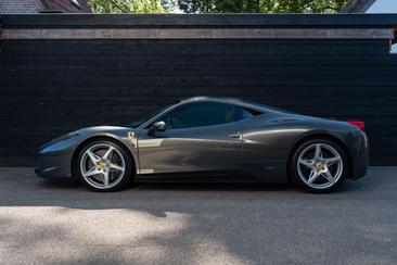 Ferrari 458 Italia — photo 7