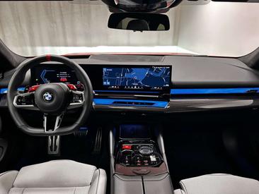 BMW M5 Berline Competition XDrive — photo 3