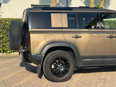 Land Rover Defender 110 D250 MHEV