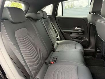 Mercedes GLA 200 — photo 23
