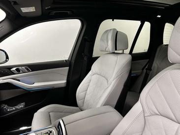 BMW X5 XDrive50e PHEV — photo 43